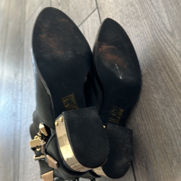 Jeffrey Campbell Everly black leather cut out buckle booties with back zipper - Picture 11 of 12